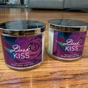 Dark kiss Bath & Body works candle RARE